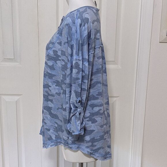 NWOT Nine West Round Neck Camouflage Top, 3/4 Sleeves - Picture 11 of 12